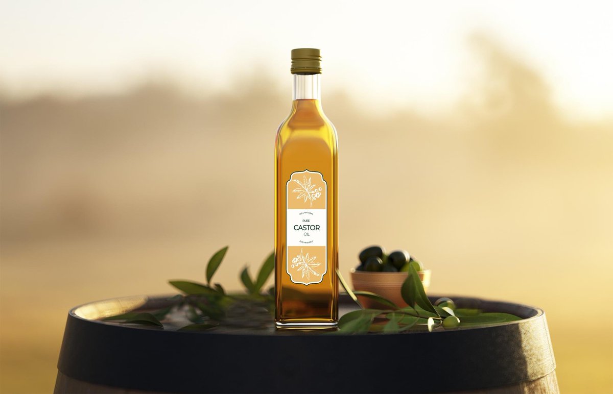 Matrangalorg's tweet photo. Unlock the secret to healthier hair and skin with Matrangal's Castor Oil and Neem Oil by Annalakshmi! 🌿✨

Both oils are free from artificial colors, preservatives, and fragrance oils. Embrace the natural goodness of Matrangal oils for a healthier you! 🌟🌱

 #MatrangalOils https://t.co/1wJOGfrcll
