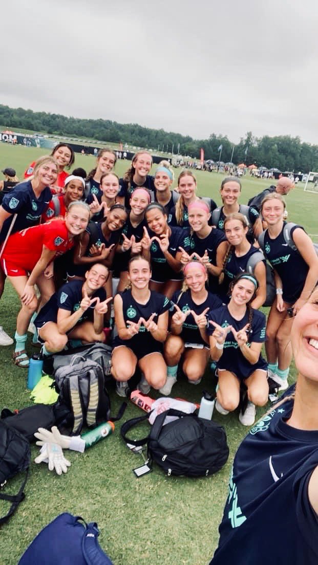 AlexPfeiff17's tweet photo. WE DID IT!!! Back 2 back trips to the @ECNLgirls championship final!!! One more, let’s goooooo!!!🔥🔥🔥💪🏻💪🏻💪🏻
#WeAreScottGallagher @SLSGsoccer @SLSGECNLGirls @TopDrawerSoccer  @PrepSoccer @ImYouthSoccer @TheSoccerWire https://t.co/etIQN0Rjjj