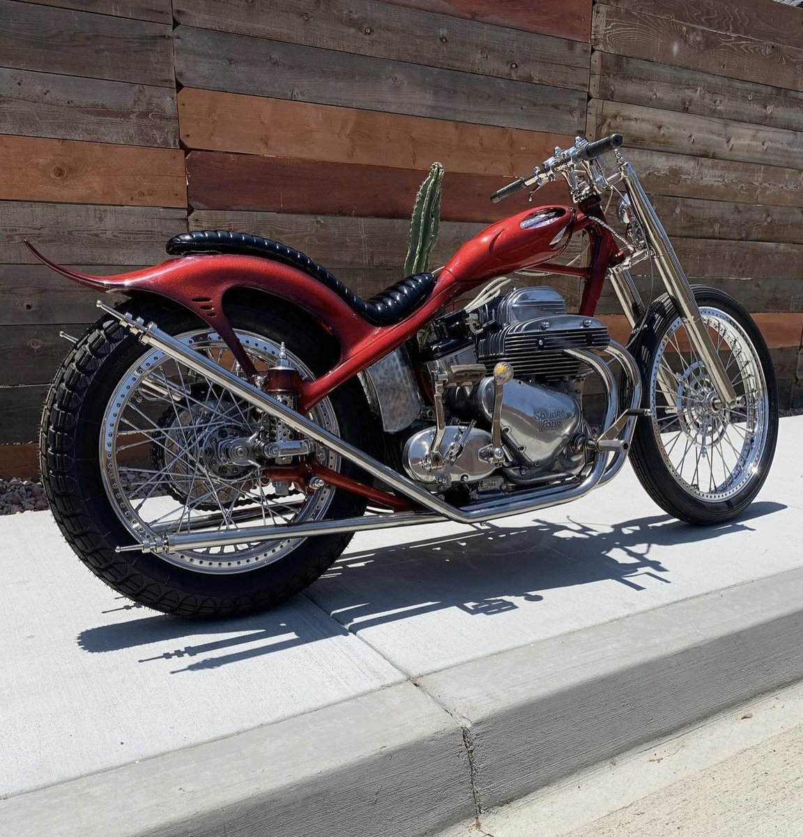 LowbrowCustoms's tweet photo. @temple_chopper really hit a home run with this square four Ariel out-of-this-world chop. Its absolutely incredible. #choppershit #bornfree #choppers #marsover #ariel #squarefour #chopshit #buildsomething #wow https://t.co/7nyLljlYIR