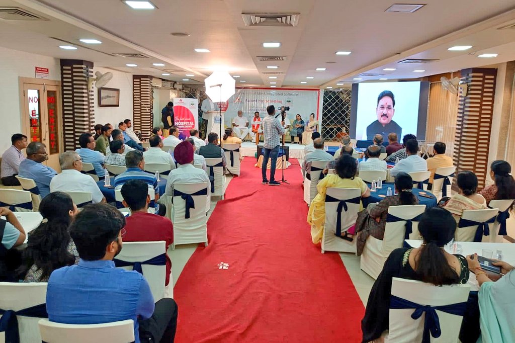 devusinh's tweet photo. કચ્છના છેવાડાના માનવીને આરોગ્ય સેવામાં આશીર્વાદરૂપ થનાર આયુષ્માન ભારત હેલ્થ એકાઉન્ટ (ABHA) નું ગુજરાતની પ્રથમ ખાનગી હોસ્પિટલ ‘એકોર્ડ હોસ્પિટલ‘ ખાતે ડો. જ્ઞાનેશ્વર રાવ અને ડો. અલકા રાવ તેમજ કચ્છના સાંસદશ્રી @VinodChavdaBJP, ભુજના ધારાસભ્ય શ્રી @iKeshubhaiPatel, શ્રી ઘનશ્યામભાઈ, શ્રી વાસણભાઈ આહિર અને  શ્રીમતી @ParulbenR ની સહ ઉપસ્થિતિમાં વર્ચ્યુઅલ શુભારંભ કરાવ્યો.

#ABHA
#AyushmanBharat
#pmjay