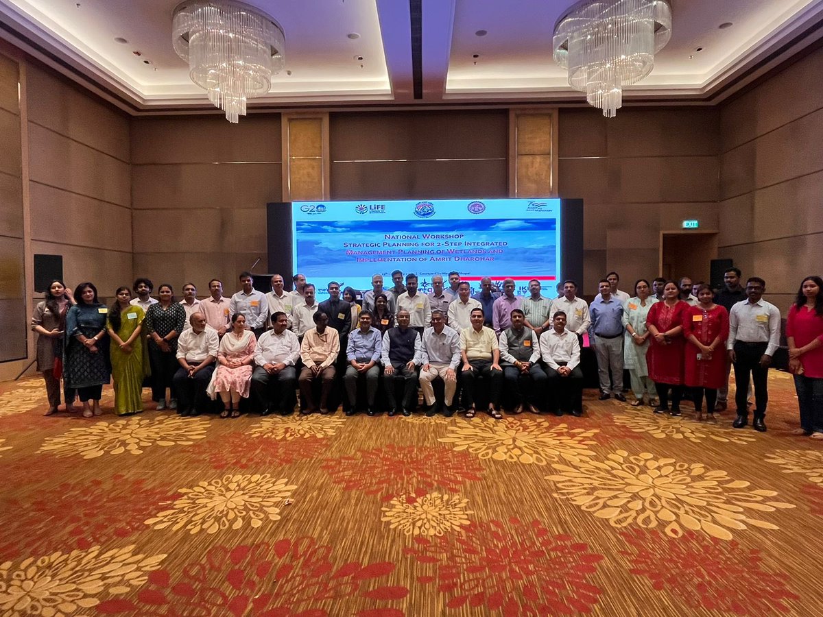 moefcc's tweet photo. @moefcc in collaboration with @epco18 and @giz_india organised a National Workshop from 13-15 July 2023 in #Bhopal for Strategic Planning on 2-step Integrated  Management Planning of #wetlands and Implementation of #AmritDharohar programme.
#savewetlands #RamsarConv #MPSWA #EPCO https://t.co/5ijC1Qw569