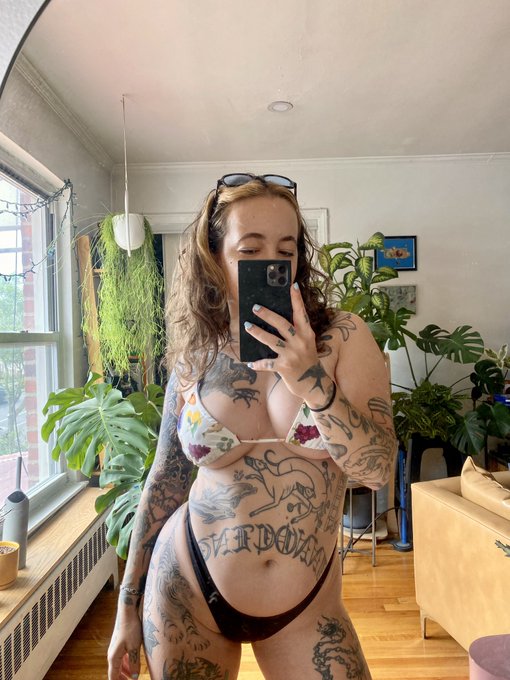 pretty much everywhere it&rsquo;s gonna be hot https://t.co/dfEumdgV36