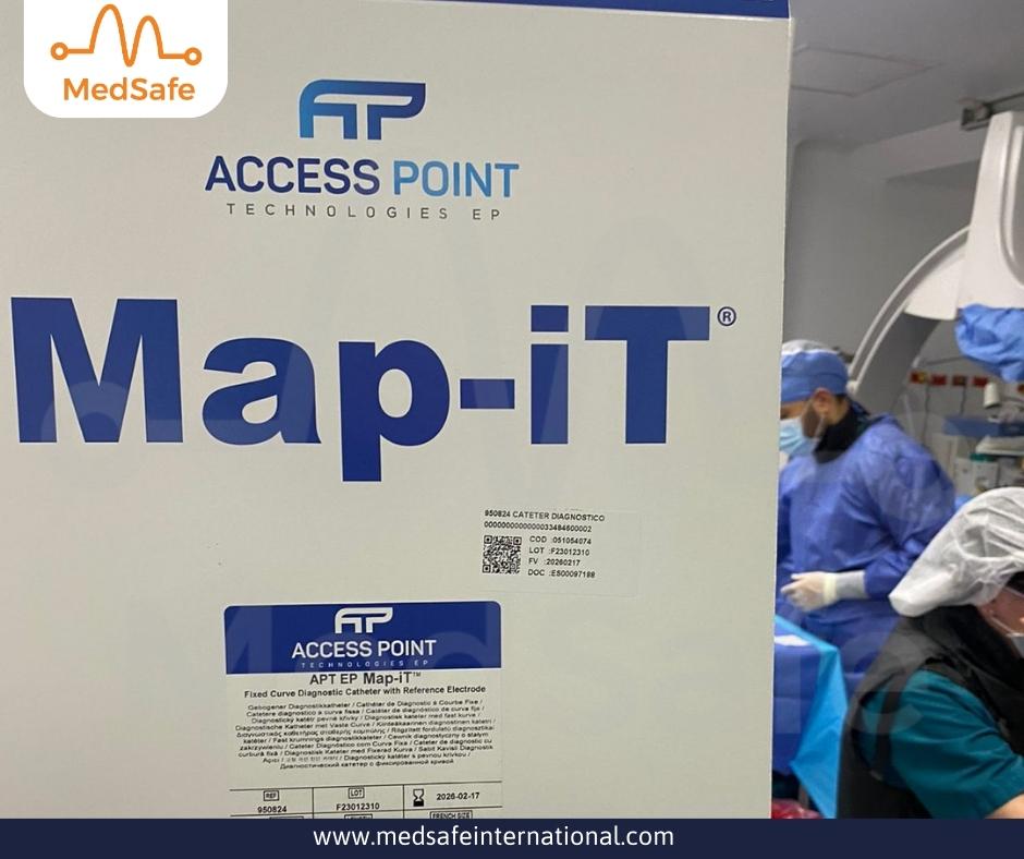 MedSafeint's tweet photo. #MASTERSEPROOM

Taquicardia supra ventricular revertida con adenosina. El Dr. David Santacruz Jefe del servicio de Electrofisiología de la @ClinicaShaio realiza estudio Electrofisiológico y Ablación utilizando el catéter #HVEXPRESS de @APTEPInc 

#EPeeps_Bot #EP_Bot #EPeepsv https://t.co/9OgaA0OAzc