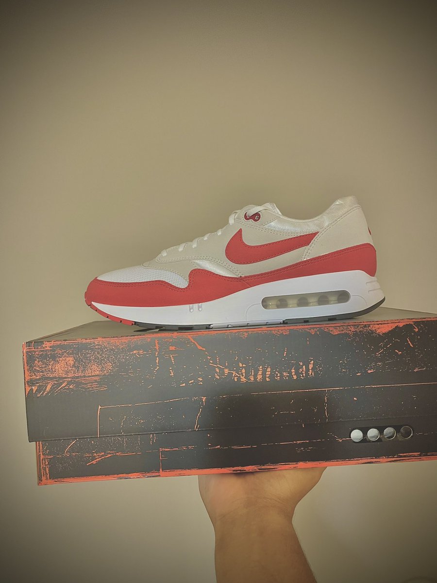 tht_sneaker_guy's tweet photo. 🎈
•
•
•
•
#detailshot #airmax1 #sneakerholics #streetbeast #solenation #kicks #soletoday #complexsneakers #hypebeastkicks #hskicks #sneakeraddict #complexkicks #sneakerhead #highsnobiety #sneakeroftheday #hskicks #becausesneakers https://t.co/5yqJd8XRLf