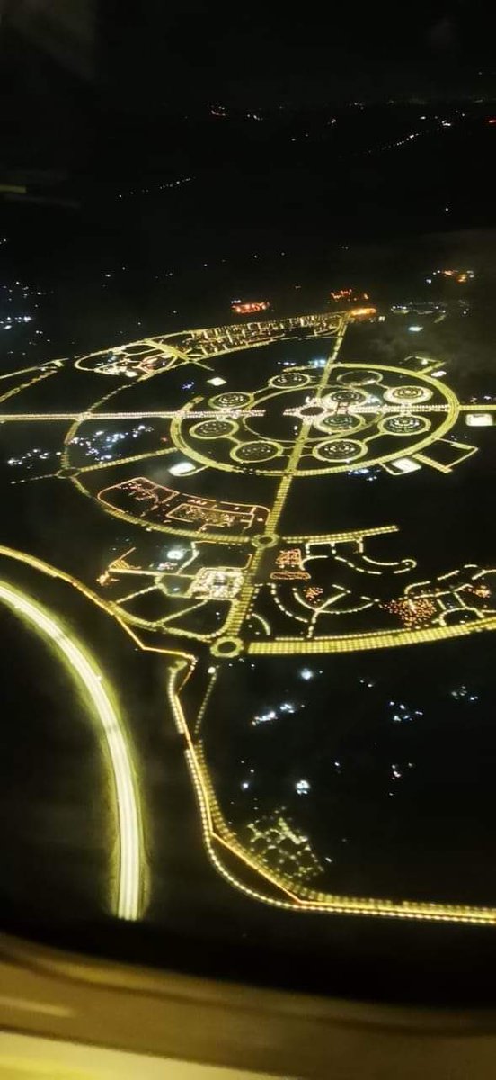 Alexandria_egy1's tweet photo. Egypt’s New Ministry Of Defense “Octagon” Complex Looks Like An Alien Base From Space 🦅🇪🇬😳

The largest I'm the Middle East &amp; Africa
📍 The Octagon, New administrative Capital, Egypt https://t.co/49YJ6cd2Gs