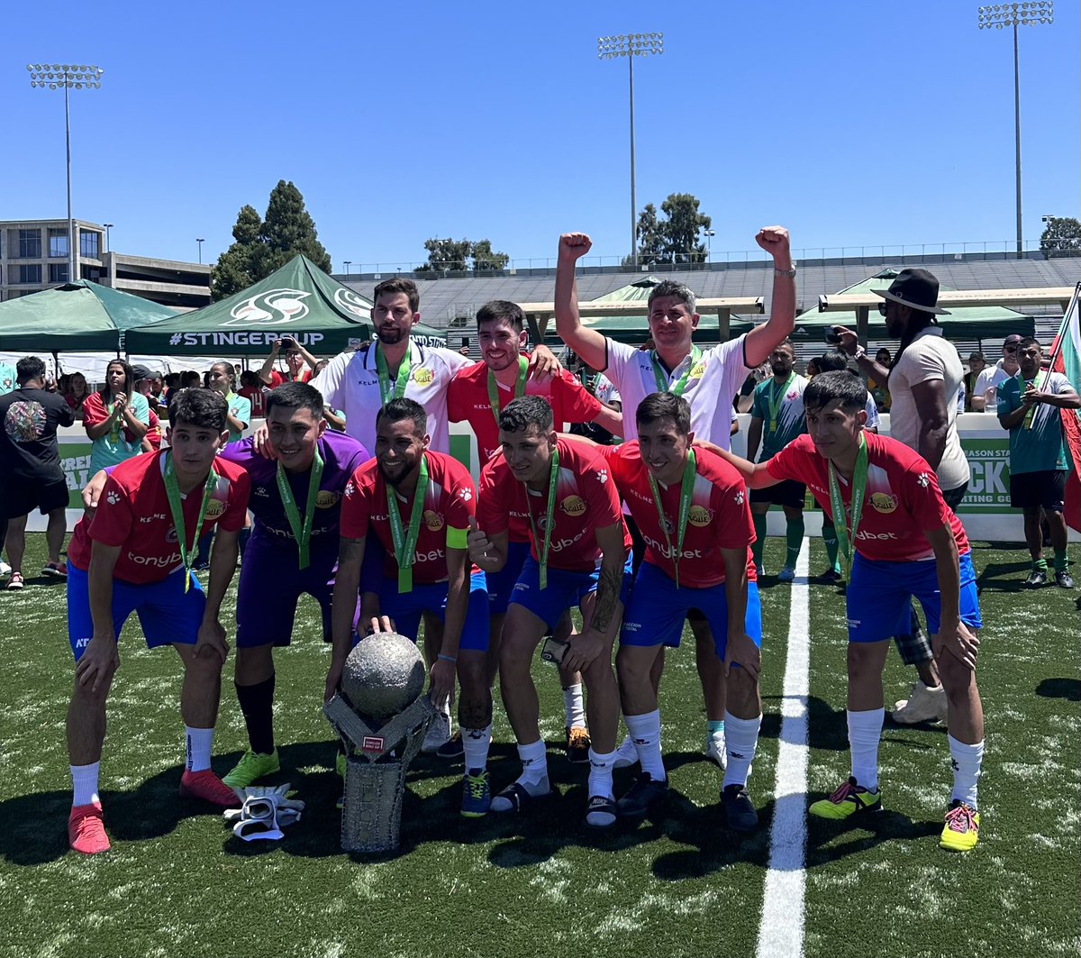 NewsbyAdoreil's tweet photo. It was an honor to do coverage for @homelesswrldcup for @sacstate communications and being there with @PrezNelsen and @DrLukeWood . 
HWC Men’s team championship goes to CHILE🇨🇱.  HWC Women’s team championship goes to MEXICO🇲🇽 
Until the next coverage, byeee!😌 https://t.co/apRwxR7jCD