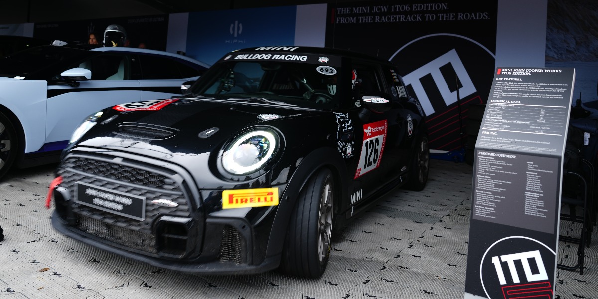 MINIUK's tweet image. After a quiet day at Goodwood yesterday, the JCW 1to6 Edition is ready to roar again! 🏁​

Who's joining us at @fosgoodwood today?

#MINIGoodwood #GFOS #JCW1to6Edition #JCW