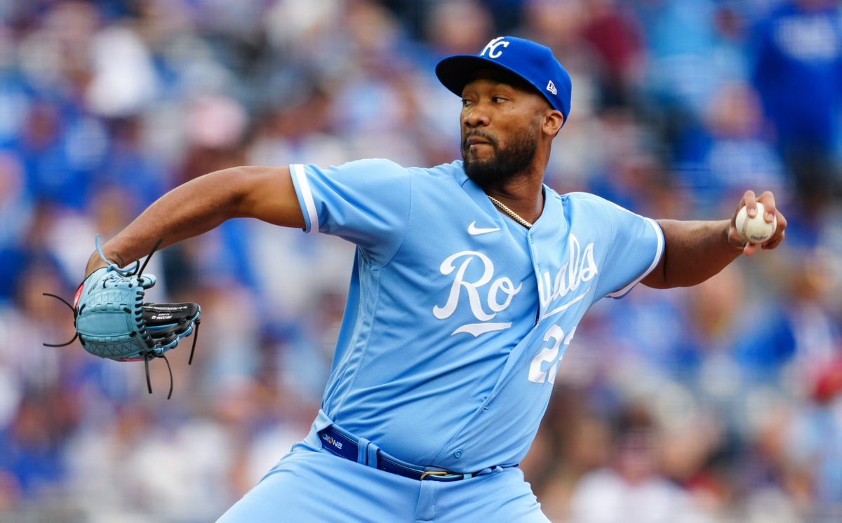 mlbtraderumors's tweet photo. Royals Place Amir Garrett On Release Waivers https://t.co/6crcn8fKng https://t.co/ajSZX9HPYj