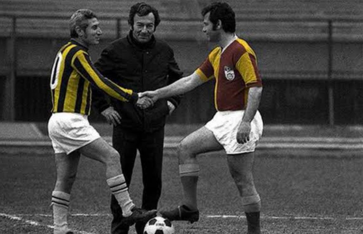 442fener's tweet photo. 1️⃣Ordinaryüs Lefter, 
2️⃣Taçsız kral Metin Oktay, 
3️⃣baba Hakkı  ve nicelerini yok saymak büyük ayıptır.

❌ Fenerbahçe aslında haklı ama şampiyonluk sayısında bizi geçiyor 5 yıldız olurlar diye kabul etmiyorlar.

❌️ Beşiktaş her zamanki gibi yancı. Sesini soluğunu çıkarmıyor. https://t.co/46IaF7RnMn