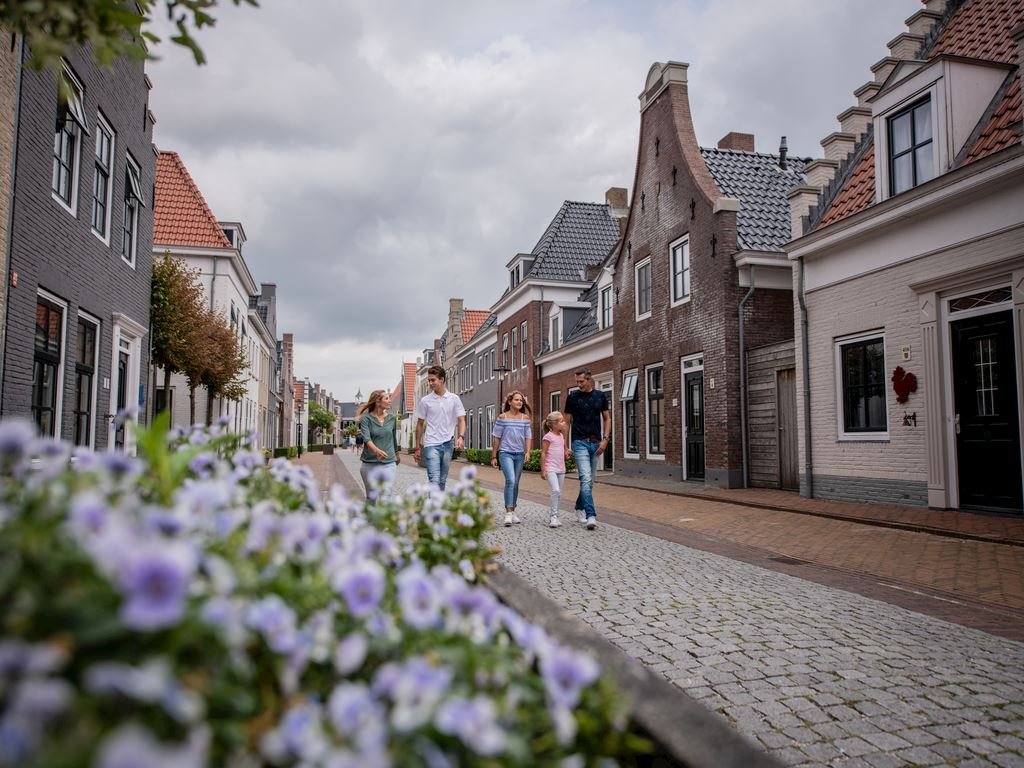 jonburkeUK's tweet image. Dutch holiday company Landal Green Parks have built an entire village in Old Frisian style.

It's better than any new build housing development in the U.K.

Embarrassing (for us).
