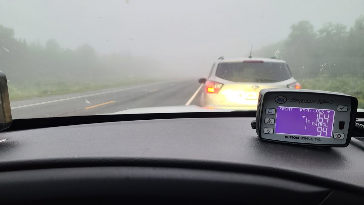 BathurstNL's tweet photo. Police nab driver for going 64 km/h over the speed limit https://t.co/wESAVPmtcL https://t.co/GbBJ0iZ5YB
