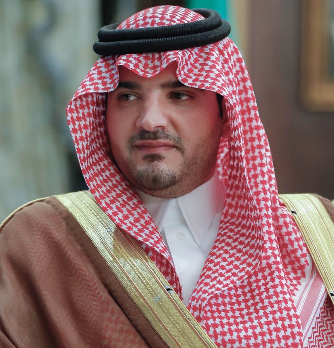 alzarige's tweet photo. #عبدالعزيز_بن_سعود_بن_نايف
#وزارة_الداخلية
@AbdulazizSNA 

ياالنايف المرموق شيخ المهمات 
يااللي على عرش الشجاعة تربع
 
 اسمك يكفي فالكبار المطمات 
  وانت الكبير اللي بفعله ترفع https://t.co/JBqbkZ9Ezl