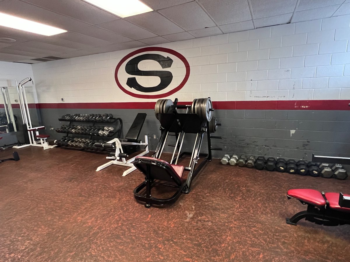 SYL_FB's tweet photo. Thank you Church of the Highlands!!
#Serveday 2023 for helping improve our SHS Football field house!
#ALLIN #AggiePride https://t.co/PV2p07cqRC