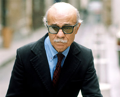 "Lástima que cuando uno empieza a aprender el oficio de vivir, ya hay que morir". 
Ernesto Sábato
#Fuedicho