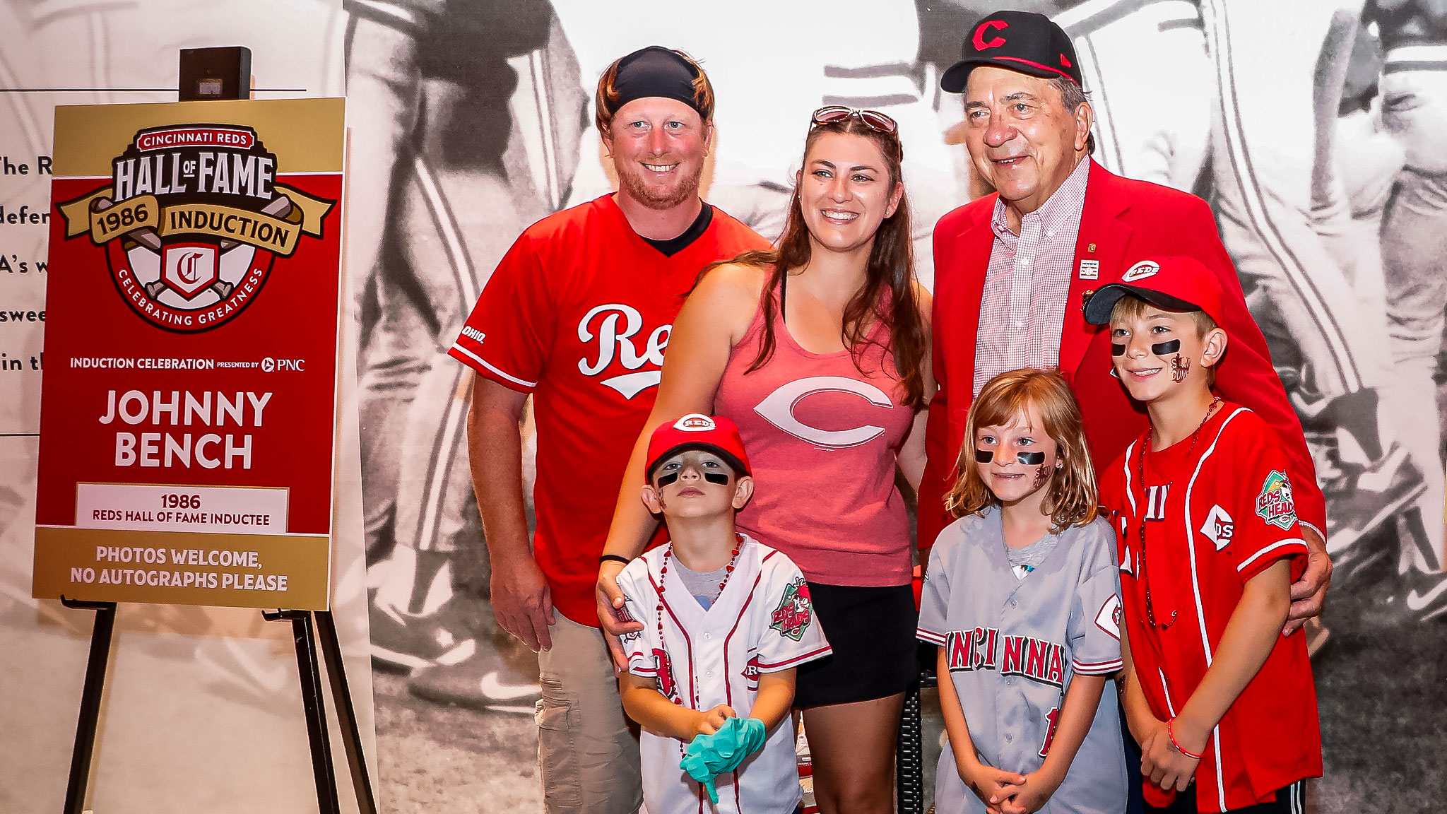 Cincinnati Reds on X: Some familiar faces back in the building! Sunday's  meet & greet schedule ➡️    / X