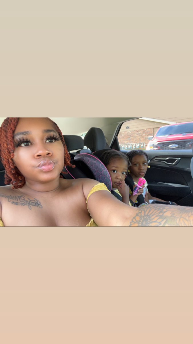 GirlMom🎀 tweet media