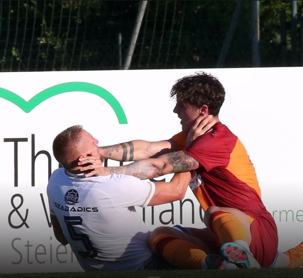 Out Of Context Football tweet media