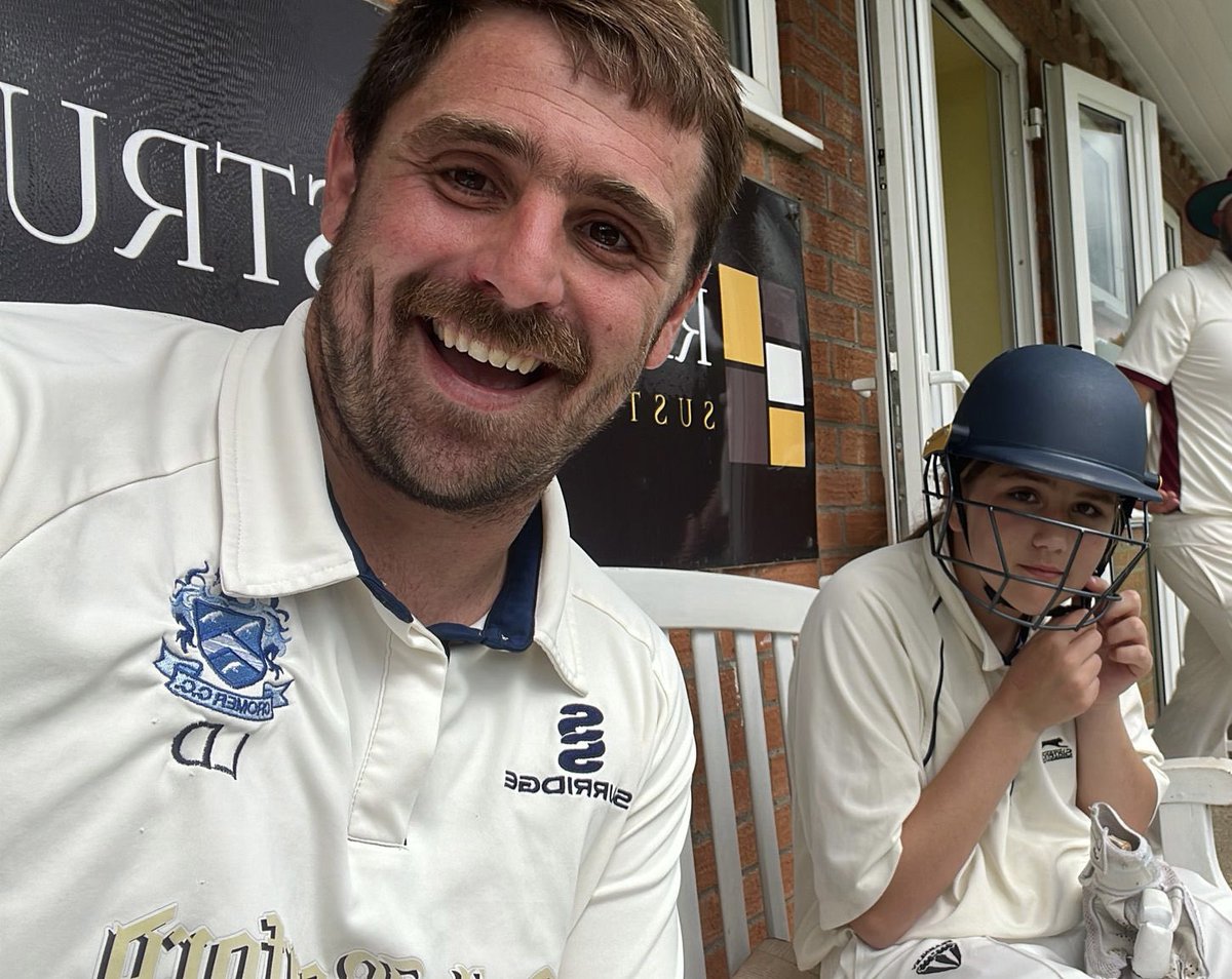 limlam04's tweet image. Probably one of my best days of cricket ever! and a surprising one at that. Isla was asked the question at 10:45am if she would help @CromerCricket out. No further evidence required, very proud and very lucky to have her on the team 🦀 #ThisGirlCan