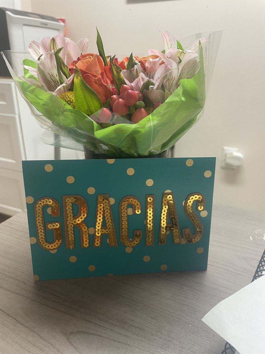 Amy Hahn tweet media