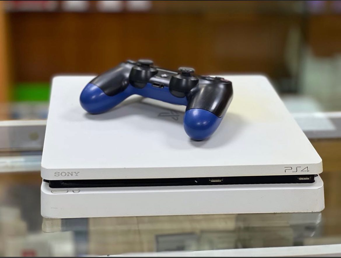 Denis4ward_Tech's tweet photo. Shop Now ‼️

PS4 Slim Available 🔥
Two Games + 1Pad

You don't want to miss this!
RC: 29971666
Kindly help retweet 

#KingPYN #KingpynSF #BLACKPINK #Sismo #WizkidAt33 World Cup Shank Jhus #PS4live #Game #Akure #denis4ward #Bestplug #buynow #theplug https://t.co/Xu4w0Y8gij
