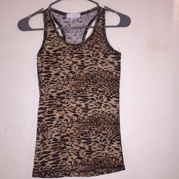 eyeball32's tweet photo. So good I had to share! Check out all the items I'm loving on @Poshmarkapp #poshmark #fashion #style #shopmycloset #vince #toska: https://t.co/u87Tw03sLd https://t.co/IrpXSiiySg