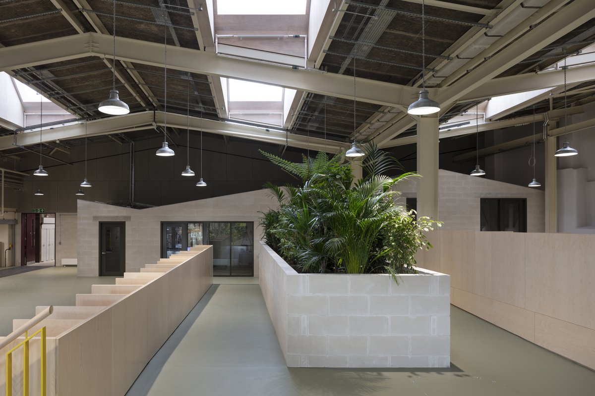jamest55's tweet photo. Throughout the #design of this building, you'll find impressive #architecture.  https://t.co/n1HelxNG5f https://t.co/XpRB2cBnq9