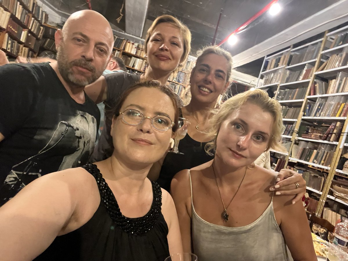 Ilinskaya's tweet photo. Лучший день рож��ения должен быть в библиотеке https://t.co/ZXu4p5bxK9