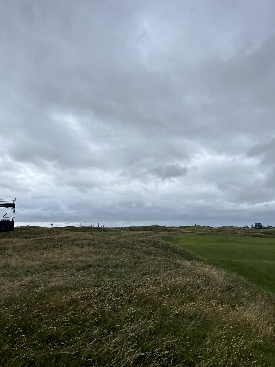 ComptonGreg's tweet image. This place is surreal. What an office for the week #TheOpen