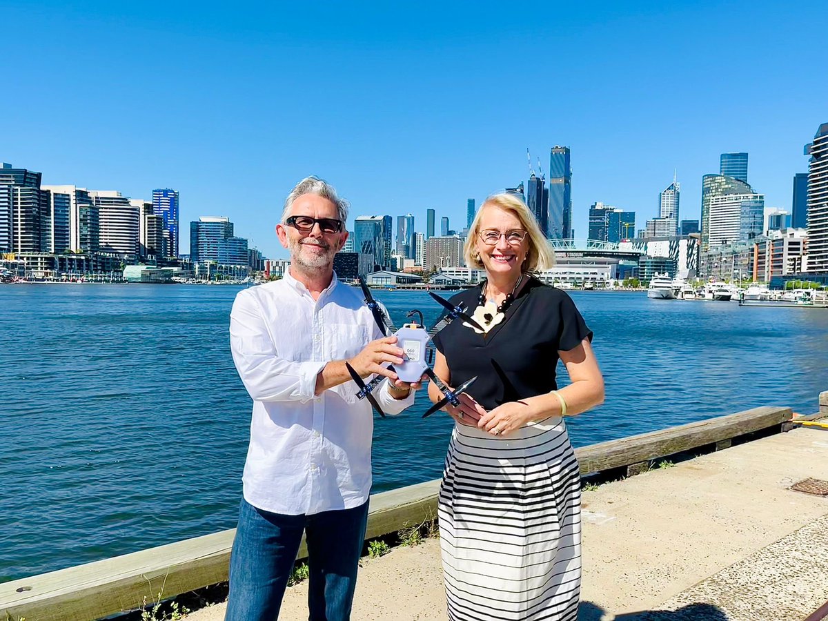 Hipstergeddon tweet media