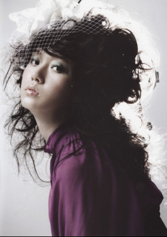 bestiesaurus's tweet photo. lee jung hyun • fantastic girl (2006) https://t.co/IjqYJ9a7eP