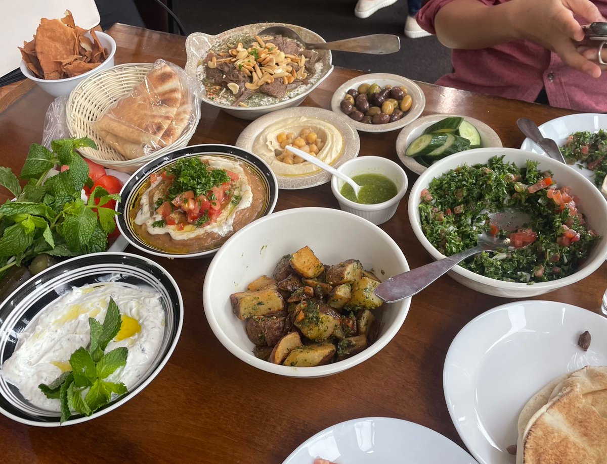 smashedmcdouble's tweet image. we ordered way too much food for two ppl. bout to livestream a mukbang