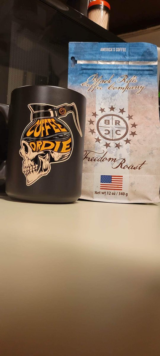 Tundra_43's tweet photo. @ojimenez602 @blckriflecoffee Best coffee there is π€πΌπβοΈ Happy birthday @NoahGragson ππ #Support42 @LegacyMotorclub @therichardpetty https://t.co/yqF2rIVlk2