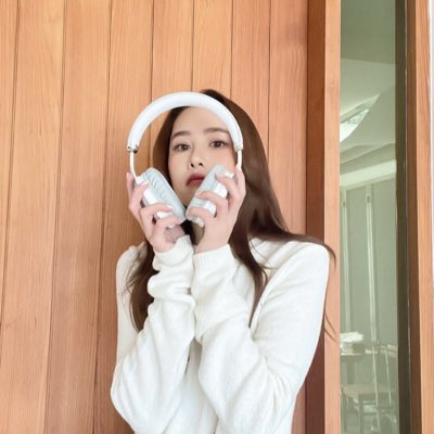 S_JingShan's tweet photo. #新头像 https://t.co/HFwDEmAixq