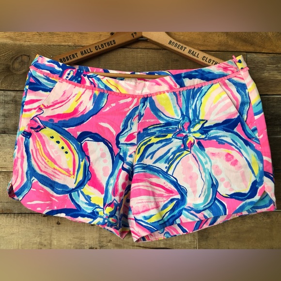 So good I had to share! Check out all the items I'm loving on <a href="/Poshmarkapp/">Poshmark</a> from <a href="/cristineFlorcz1/">cristine Florczyk</a> #poshmark #fashion #style #shopmycloset #lillypulitzer: posh.mk/Ly3JKQ2xsBb