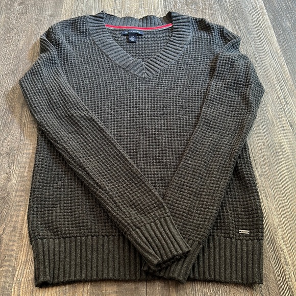 michellep54's tweet photo. So good I had to share! Check out all the items I'm loving on @Poshmarkapp #poshmark #fashion #style #shopmycloset #timing #tommyhilfiger #anthropologie: https://t.co/lyw07ZrCxj https://t.co/A2IwBeZx6t