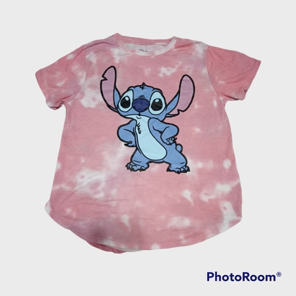 SheilaMHawk's tweet photo. So good I had to share! Check out all the items I'm loving on @Poshmarkapp #poshmark #fashion #style #shopmycloset #frenchconnection #disney #nike: https://t.co/r0cs3Q91t3 https://t.co/vsy8psBNJh