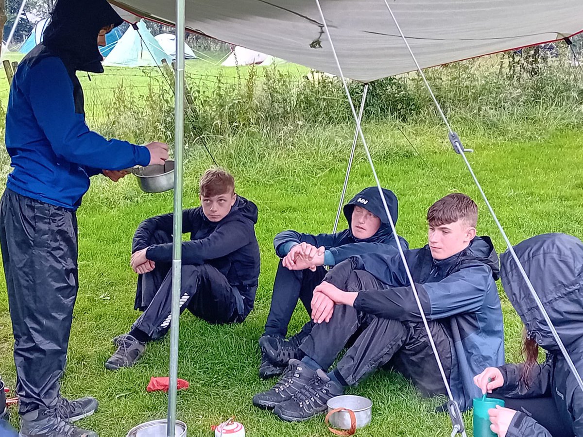 Day 2 of the Silver Qualifying Expedition and the #resilience being shown is massive in the conditions being experienced. Camping in Edale this evening and journeying to Hayfield to finish tomorrow.