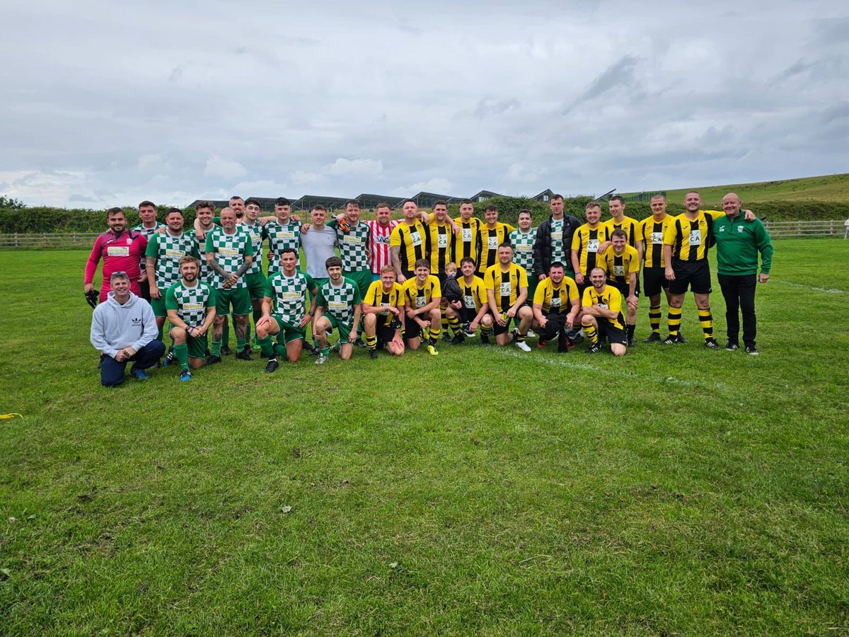 W_R_F_C's tweet photo. A few Ex royals played in the Ashley Cross memorial game vs @OfficialKGFC today. 

The Crossy XI 4-3 @OfficialKGFC with money raised for a great cause.

@rronCross ❤️ https://t.co/YgopWlVfr1