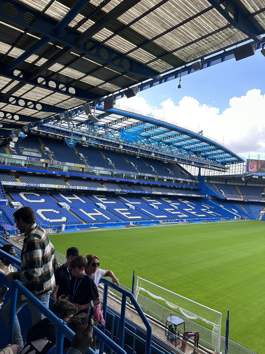 djade007's tweet photo. Chelsea tour https://t.co/yvaMI1mQJF