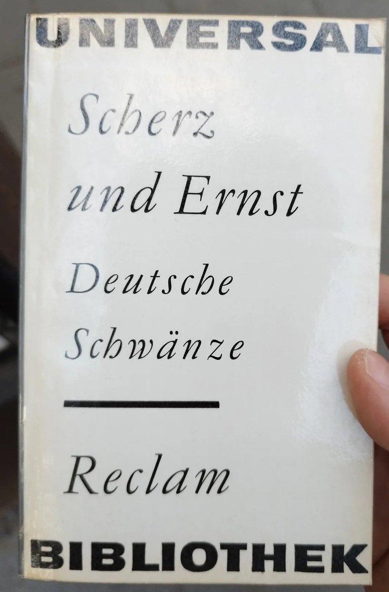 Gestern im offenen Bücherschrank gefunden. Unglaublich, was die Leute da alles reinstellen. @ReclamVerlag, ey!