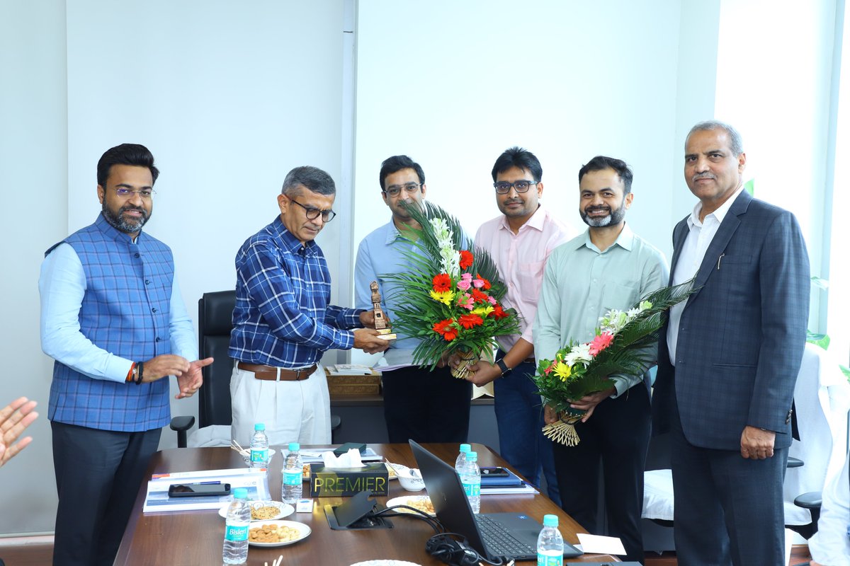 nicdc01's tweet image. During the visit, a detailed presentation on the project status of #Shendra Bidkin Industrial Area was given by Shri Suresh Kakani, IAS, MD-Maharashtra Industrial Township Limited (#MITL).