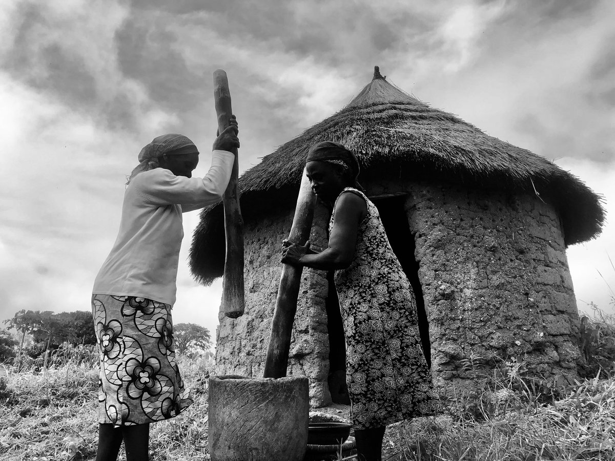 ManLikeGamson's tweet photo. Monochromatic Vogue💫
Kitago🇳🇬

©️Alex Gamaliel, 2023.
📸IPhone X
📍Plateau, Nigeria.
🗓️July, 2023. https://t.co/Erz0ew2JC1