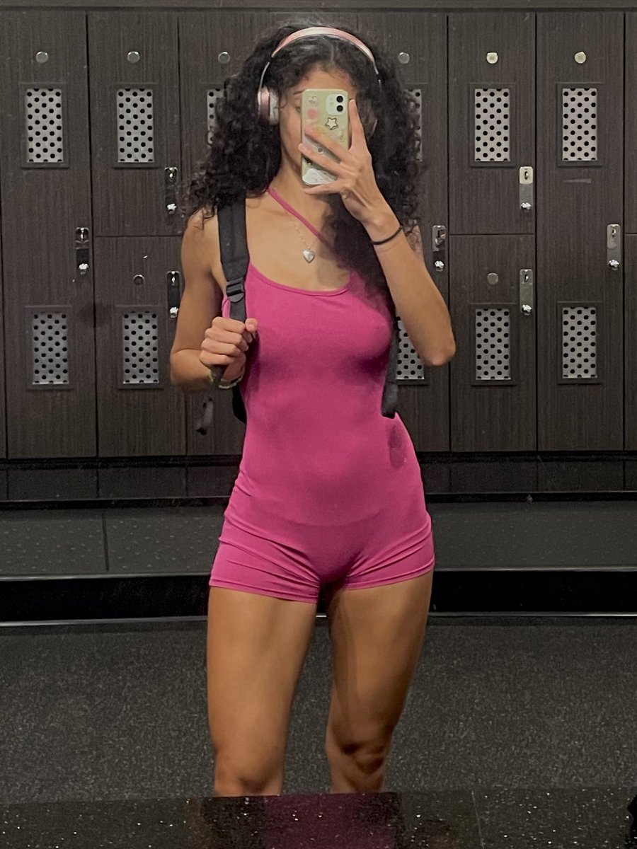 How my legs always looked vs. after almost a year in the gym 🥲