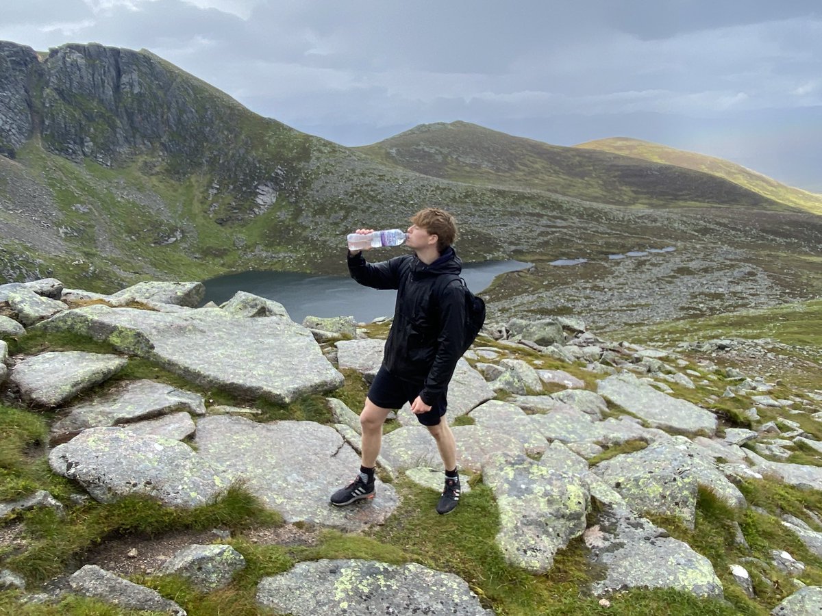 wj_voice's tweet photo. #Lochnagar #HighlandSpring 2018 v 2023 https://t.co/qbKfeme6RH