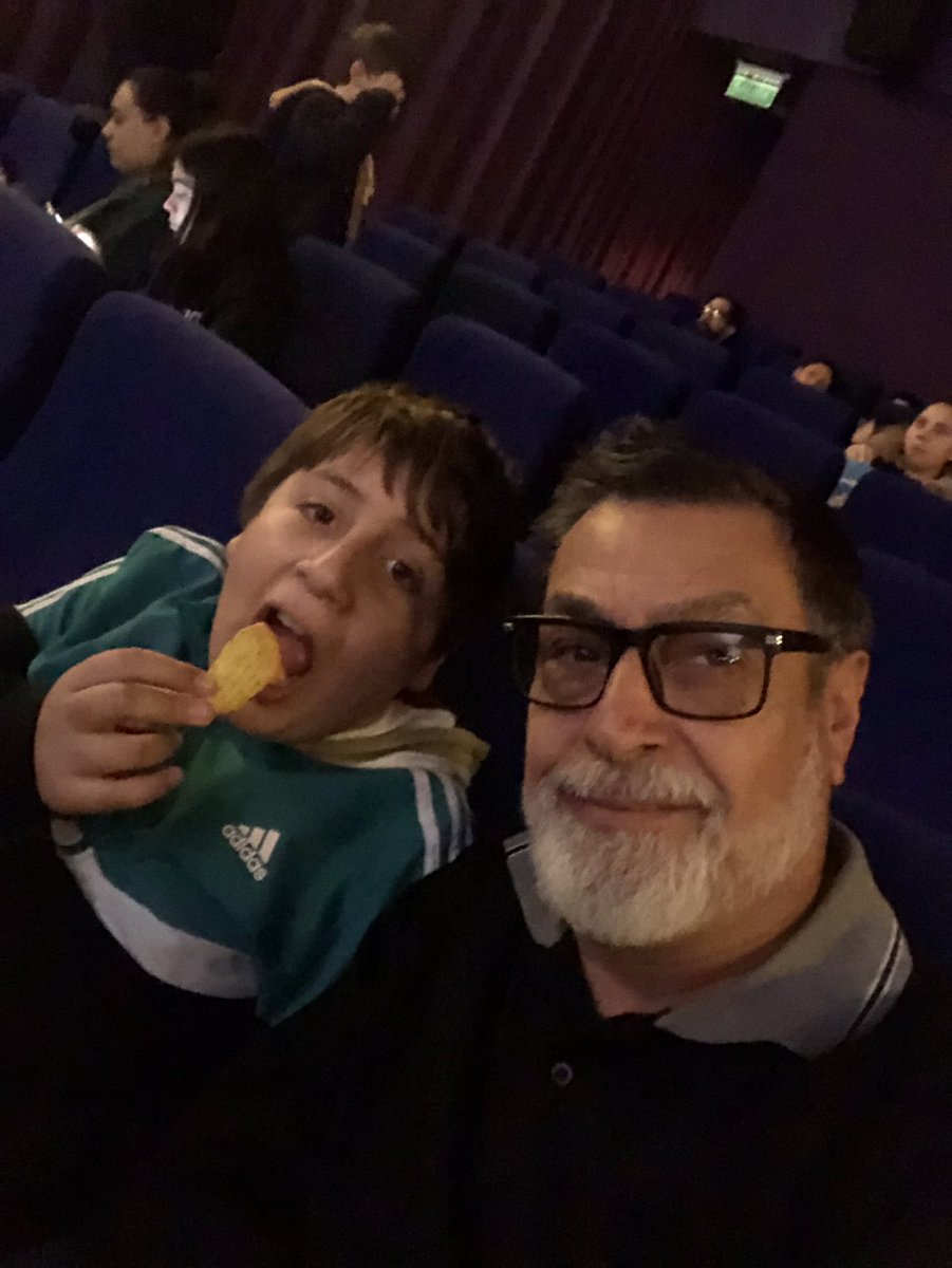 DufyEl's tweet photo. Empezando las vacaciones de invierno! #Spider-Man con #Joako https://t.co/EOJLosuP0A