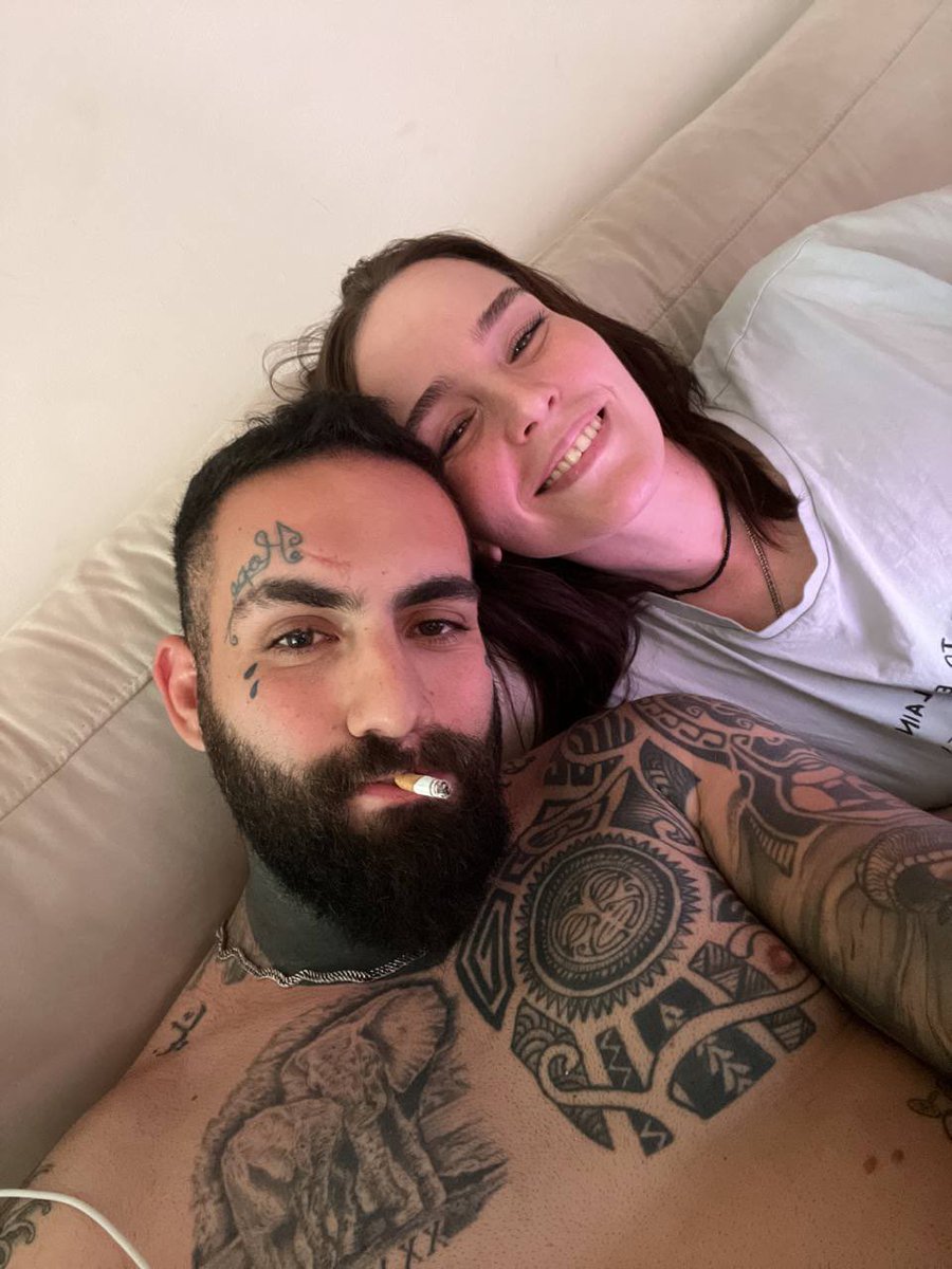 Mindyfreaks28's tweet photo. My pretty wife 😍 https://t.co/MyFlX3SiCx