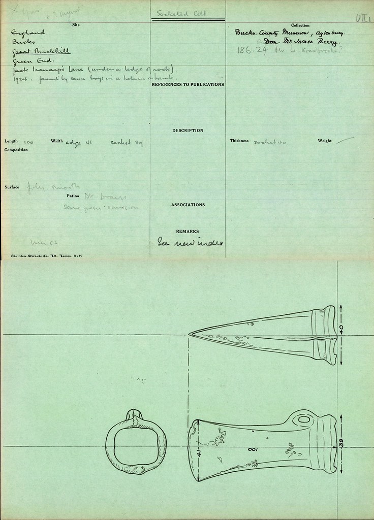 Bronze Age Socketed Celt Bucks County Museum, Aylesbury,Don. Mr. Hames Berry,186.24 Mr. W. Bradbrooke? flickr.com/photos/MicroPa… #prehistory #bronzeage #baibm