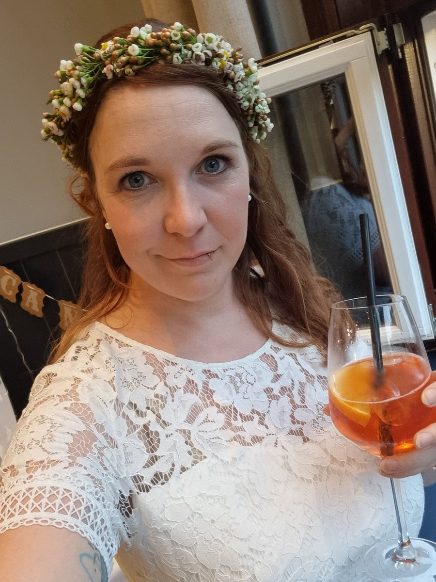 Sa_Bi_Ef's tweet photo. Aktuell keine Zeit für Filmcontent... 😁 https://t.co/0giwXp1aBR