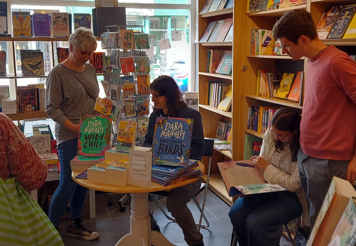 Great to welcome the wonderful @NaturalistDara and friends to the shop today. He's had a busy weekend with @Hebdenarts festival and has loved his visit to #HebdenBridge. If you missed it we have a few signed copies in the shop