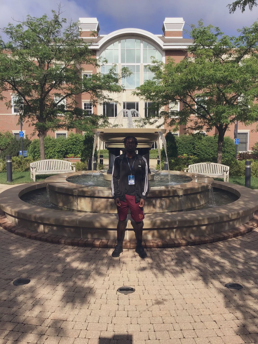 Today I enjoyed my time attending Elmhurst’s Junior Day.